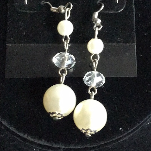 Pearls and crystals - Picture 3 of 4